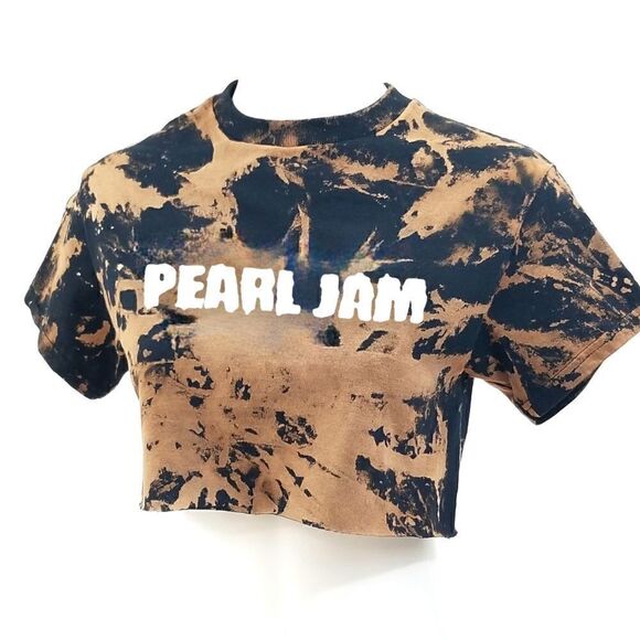 PEARL JAM Acid Washed, Distressed "Cropped" Crop Top Band Tee Rock Tee, Grunge - Picture 3 of 5
